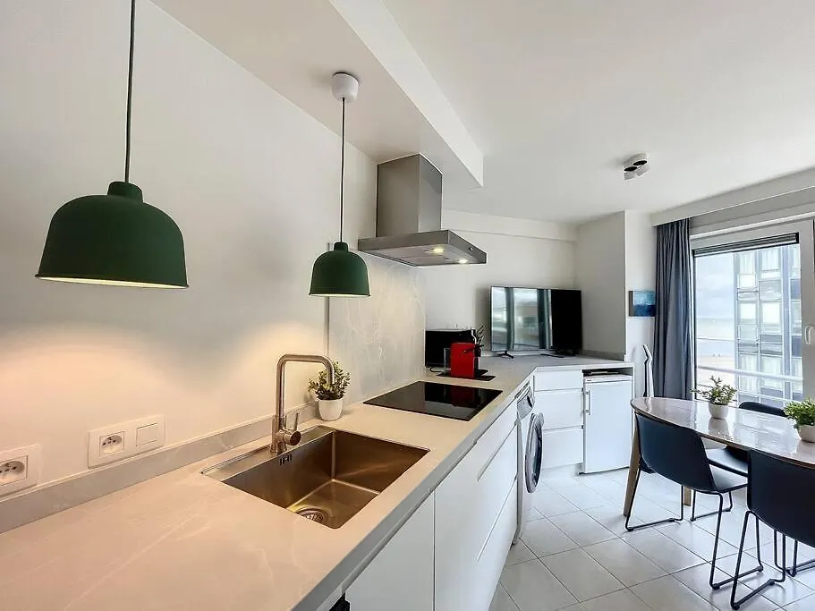 Flat Vendome - Studio & Seaview Middelkerke Apartment